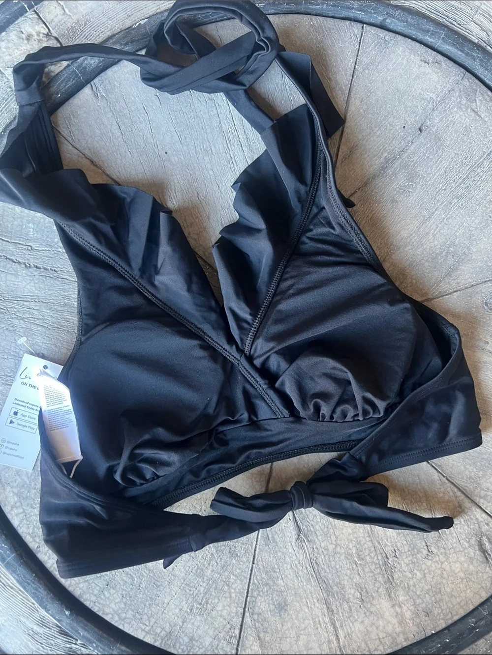 Cupshe Black Ruffle Halter Bandeau Swim Top medium B37
